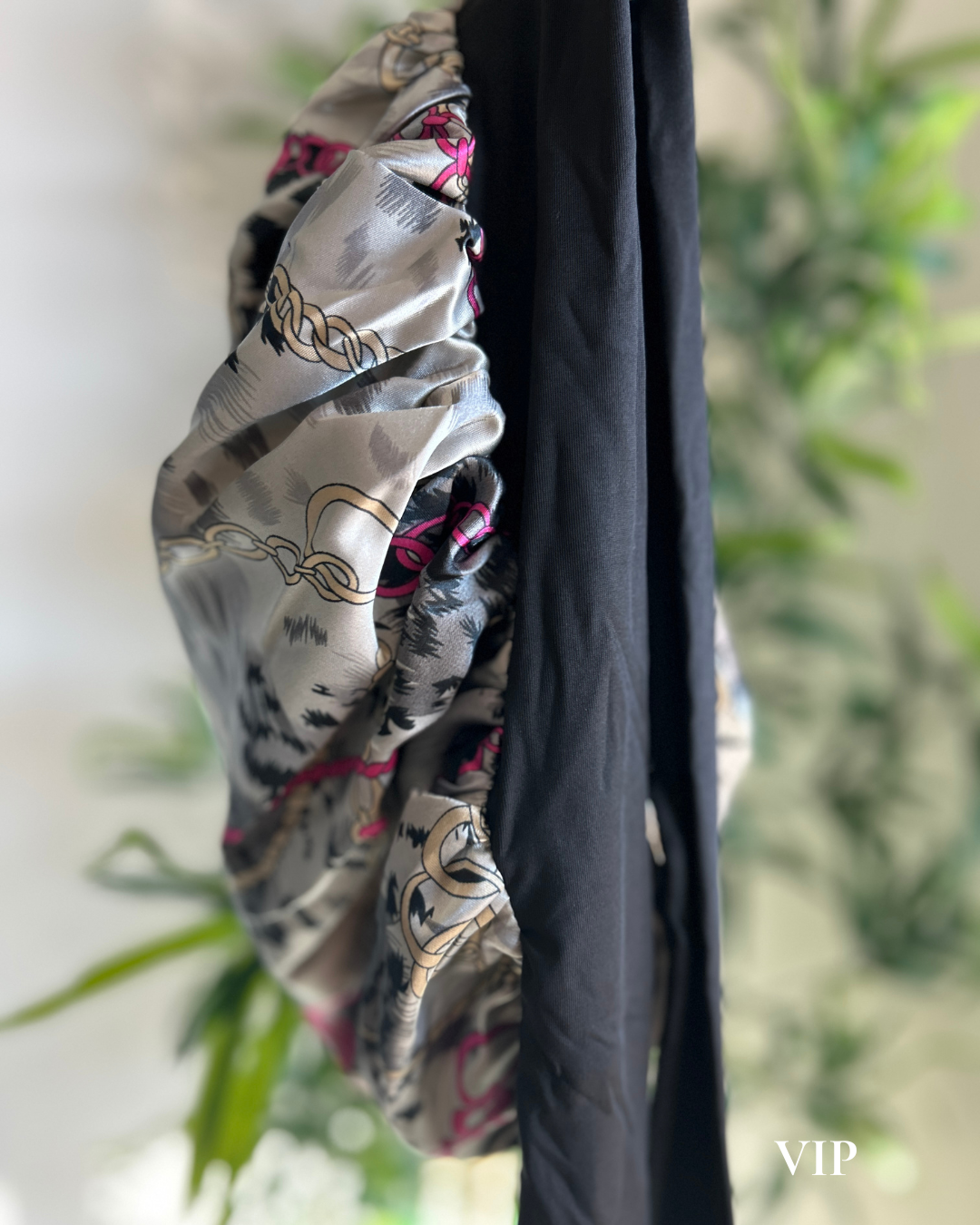 VIP - Comfort Tie Up Bonnet