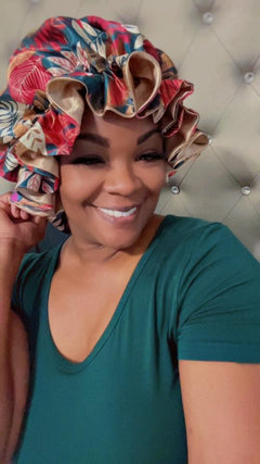 Seeing Green Satin Bonnet