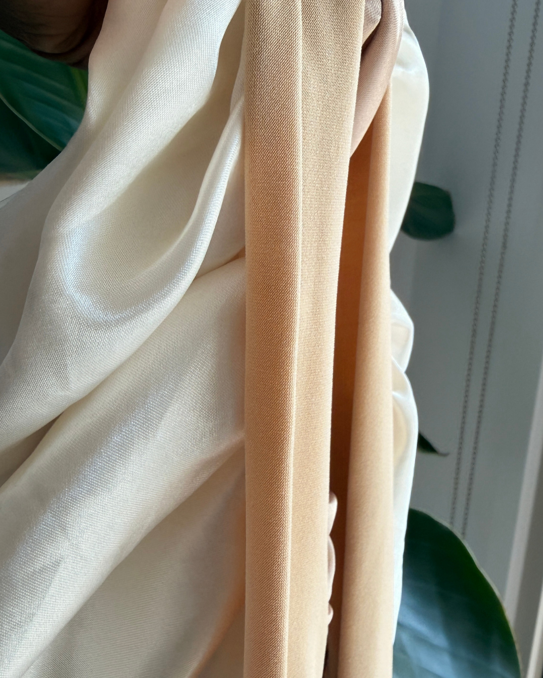 Nude All Satin Tie Up Bonnet