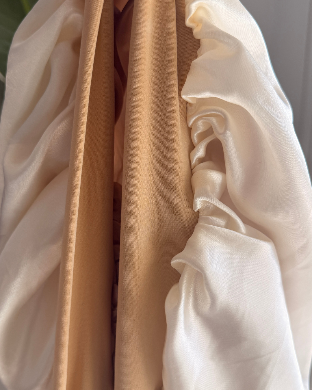 Nude All Satin Tie Up Bonnet