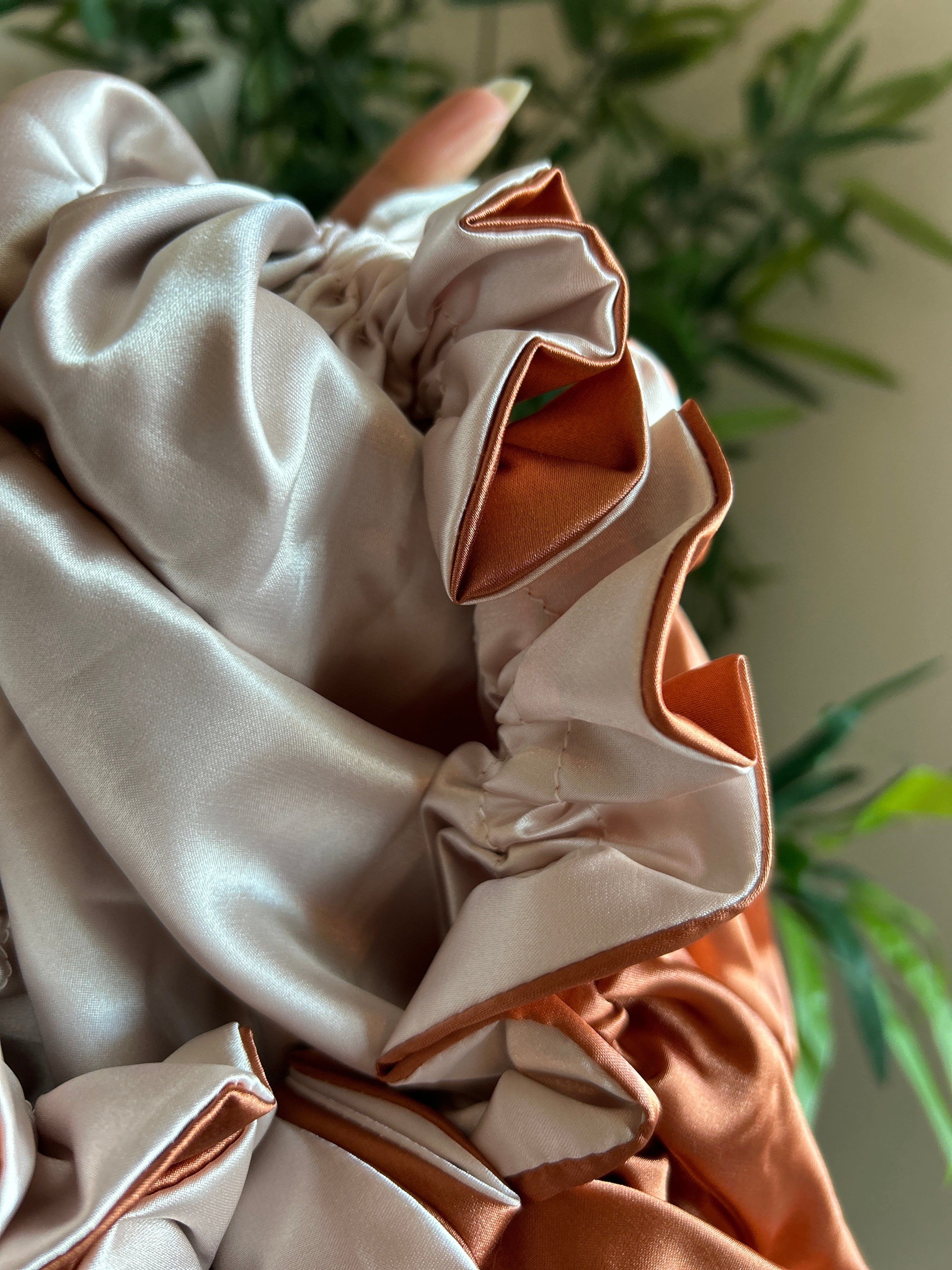 Satin Bonnet Golden